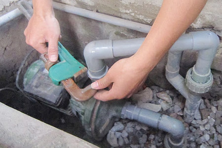 sửa chữa máy bơm nước tại phạm văn đồng